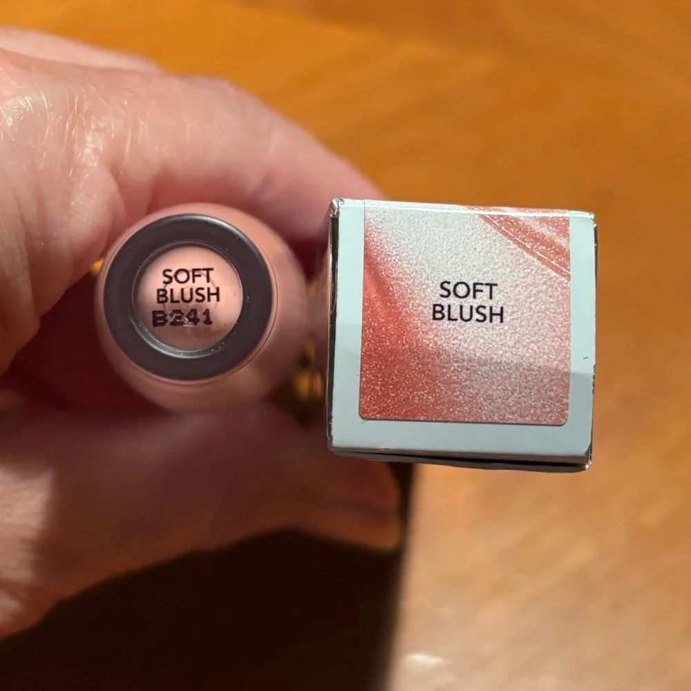 Buxom Plump Shot Sheer Tint Collagen Infused Plumping Lip Serum Soft Blush
